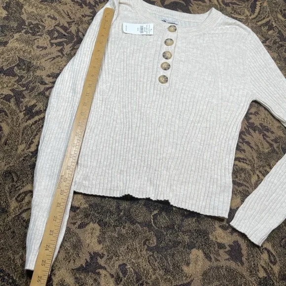 American Eagle Cropped Henley Pullover Sweater Oatmeal Womens Size XL New W Tags - Picture 6 of 8